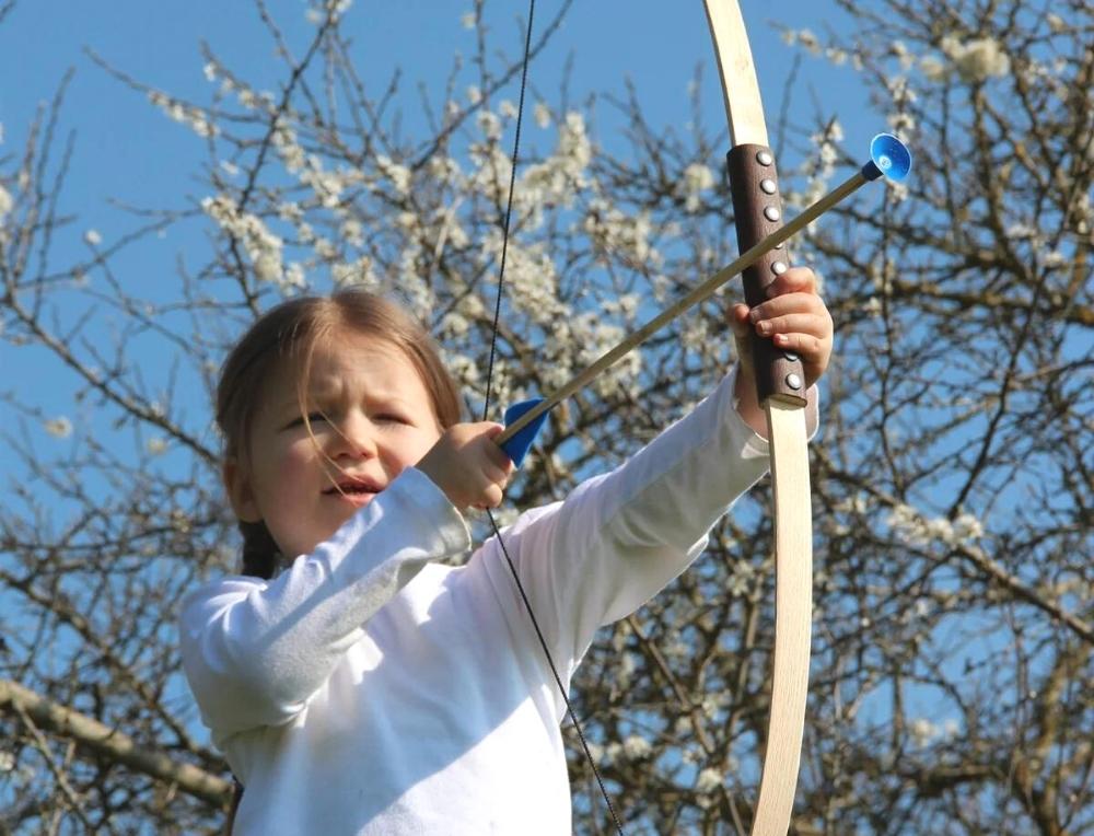 VAH Spielzeugmanufaktur Crossbows, Bows and Arrow Sets for children from Oskar's Wooden Ark in Australia
