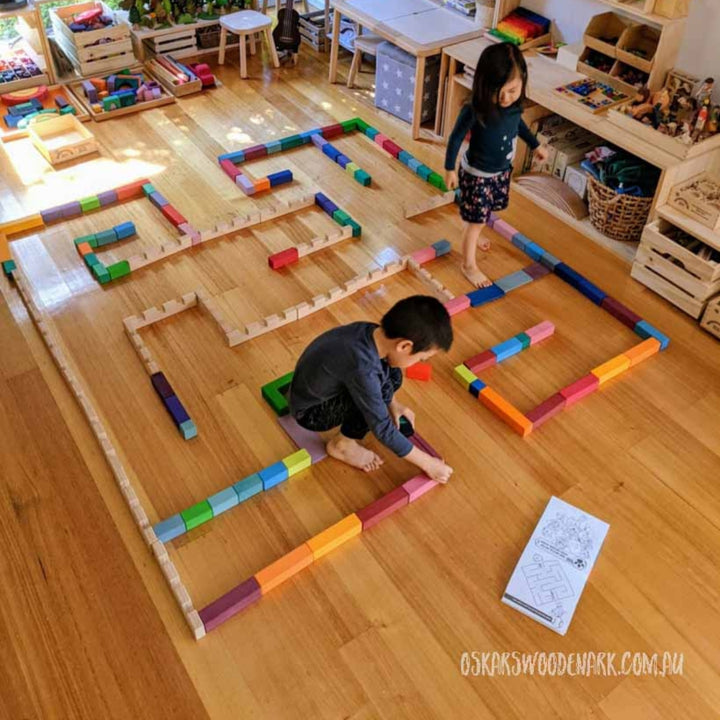 GR-42090 Grimm's Large Stepped Pyramid