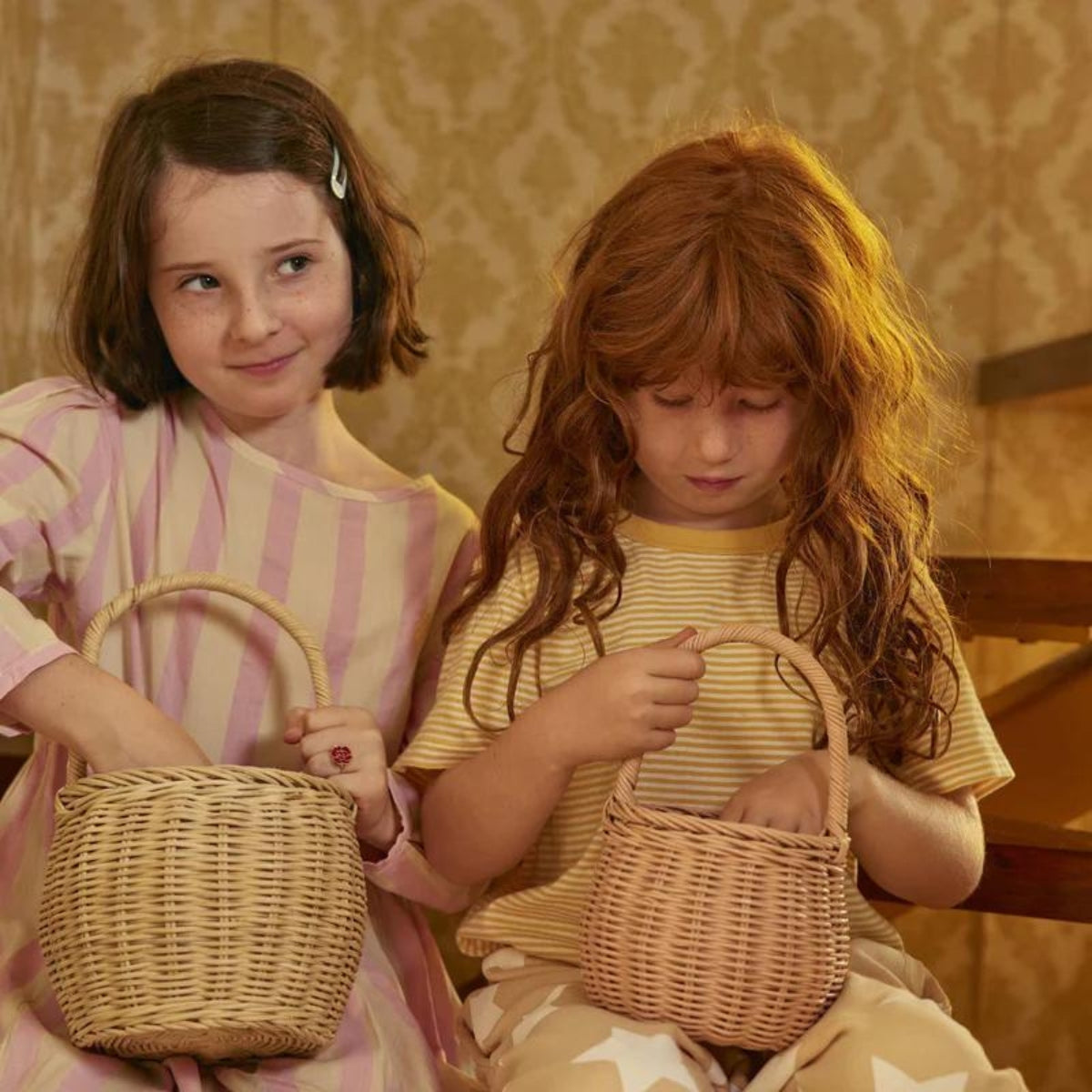 OEKBAS-EST-NA-S Olli Ella Berry Basket