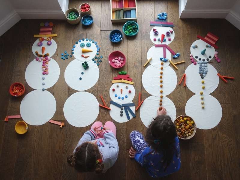 5 Festive Invitations to Create, Learn and Play with Grapat Loose Parts