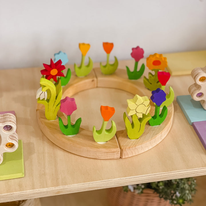 Grimm's Candle Holder Decoration Flowers and Natural Celebration Ring