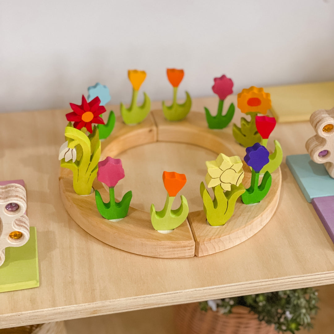Grimm's Candle Holder Decoration Flowers and Natural Celebration Ring
