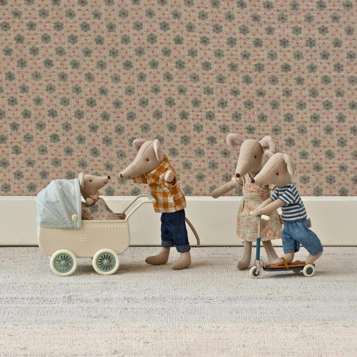 Maileg Mouse Kick Board Scooter (2025) from Australia