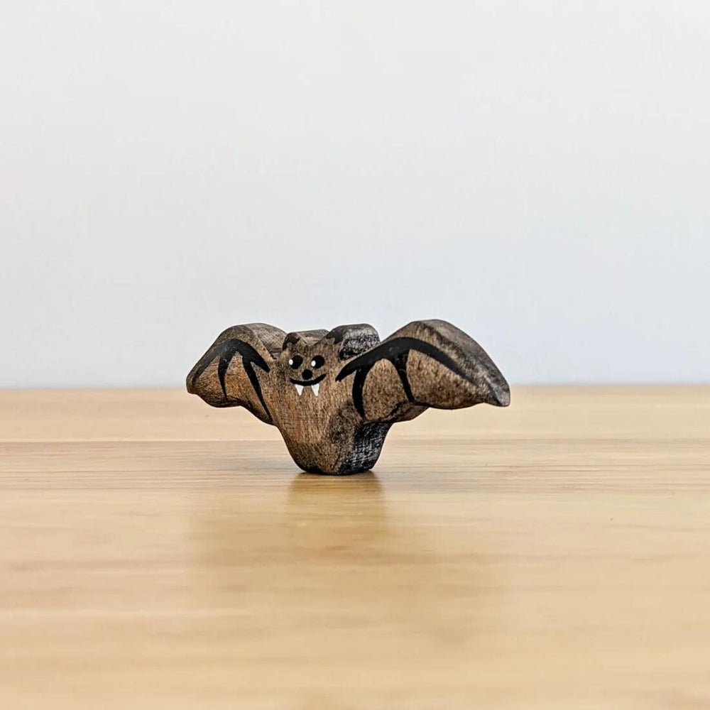 NH_HAP_180007 NOM Handcrafted - Vampire Bat