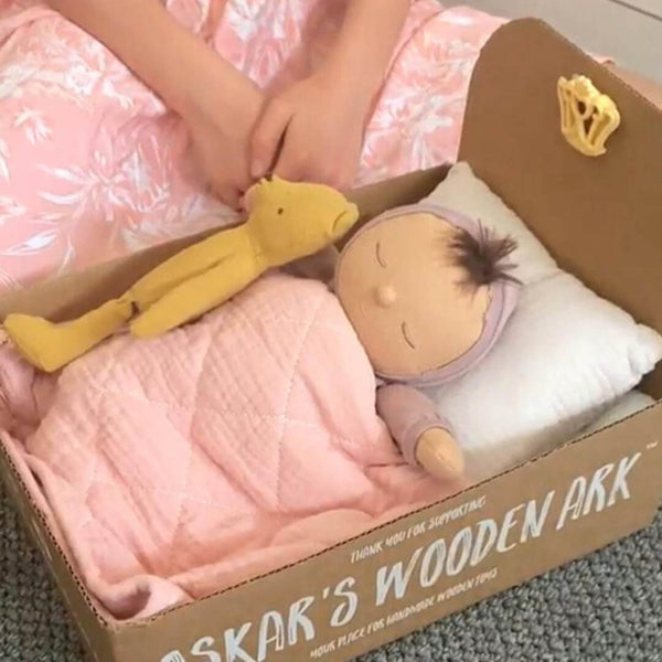 Doll's Bed
