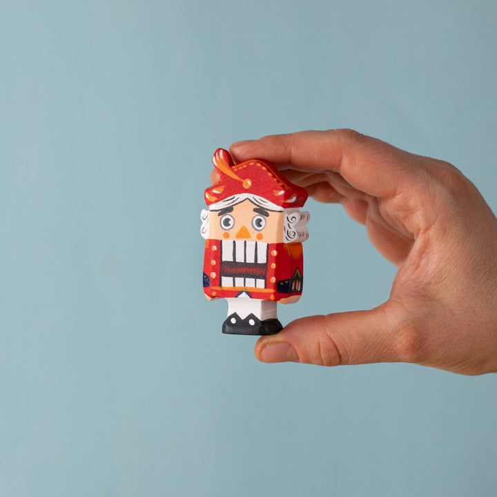 BumbuToys Wooden Celebration Ring Decoration