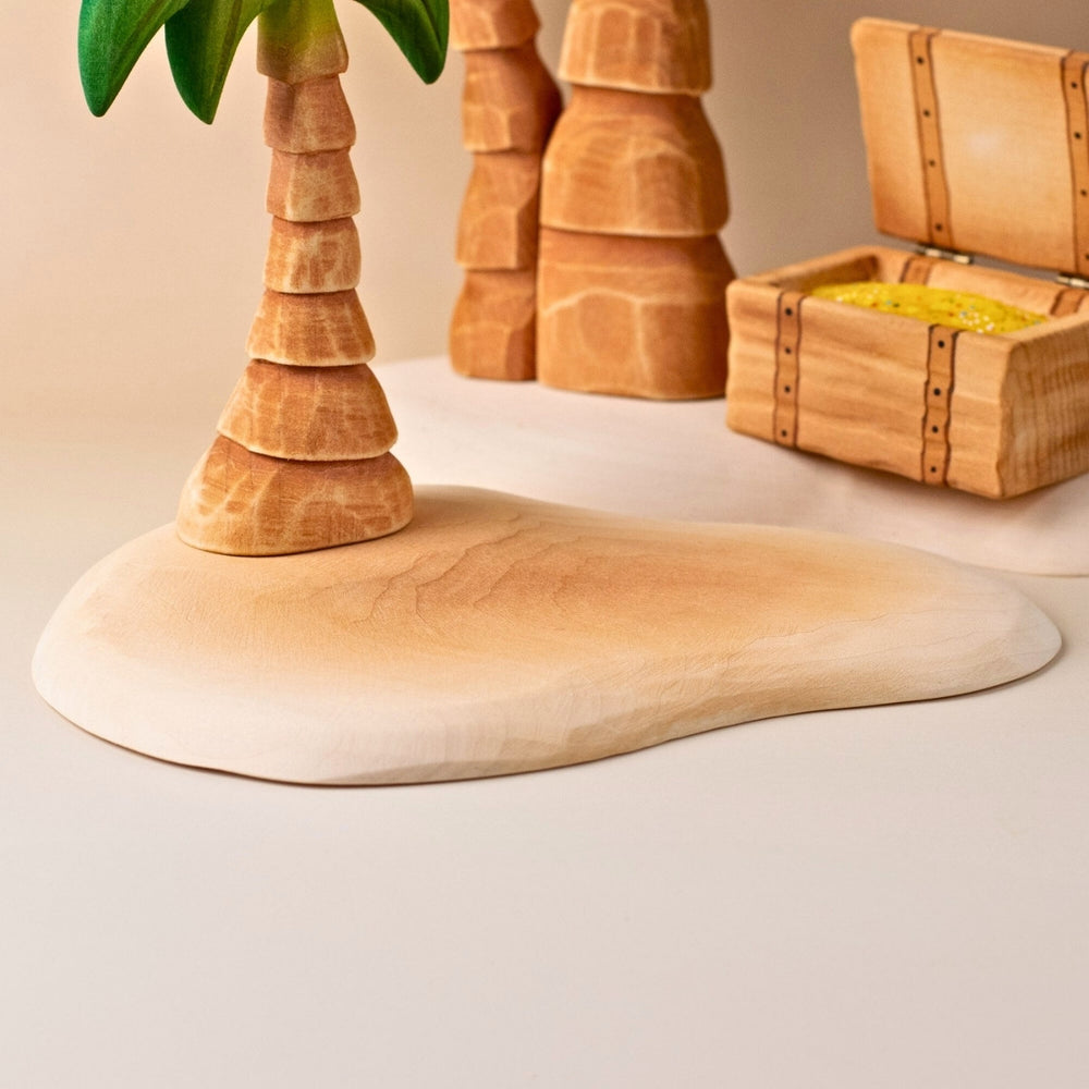 BumbuToys Landscape Wooden Figure - Island - Sandy for Small World Play from Australia