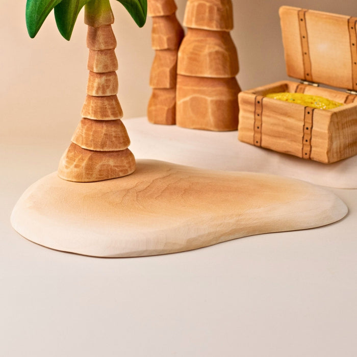 BumbuToys Landscape Wooden Figure - Island - Sandy for Small World Play from Australia