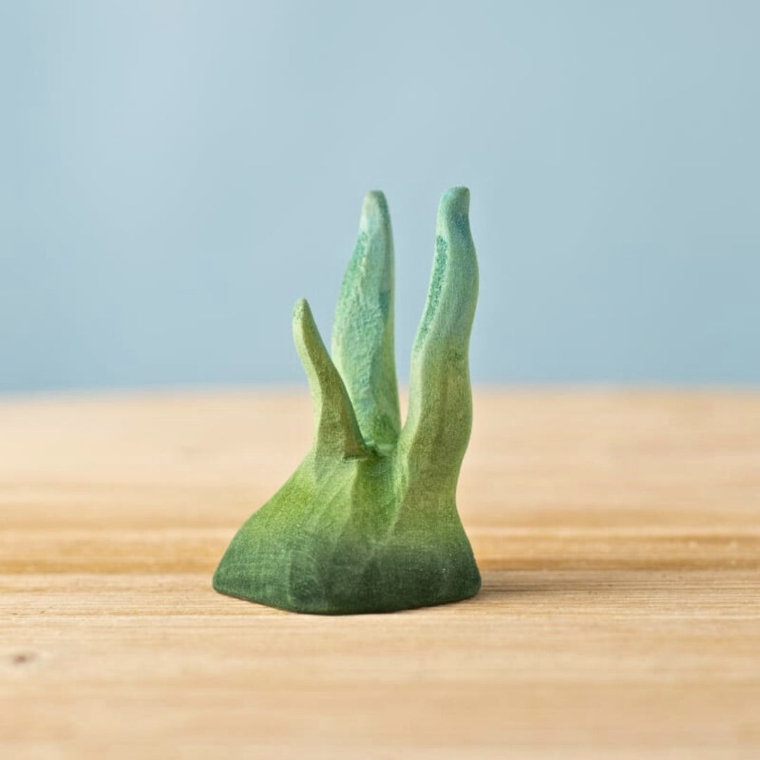 BumbuToys Seascape Wooden Figure - Seaweed - Small for Small World Play from Australia
