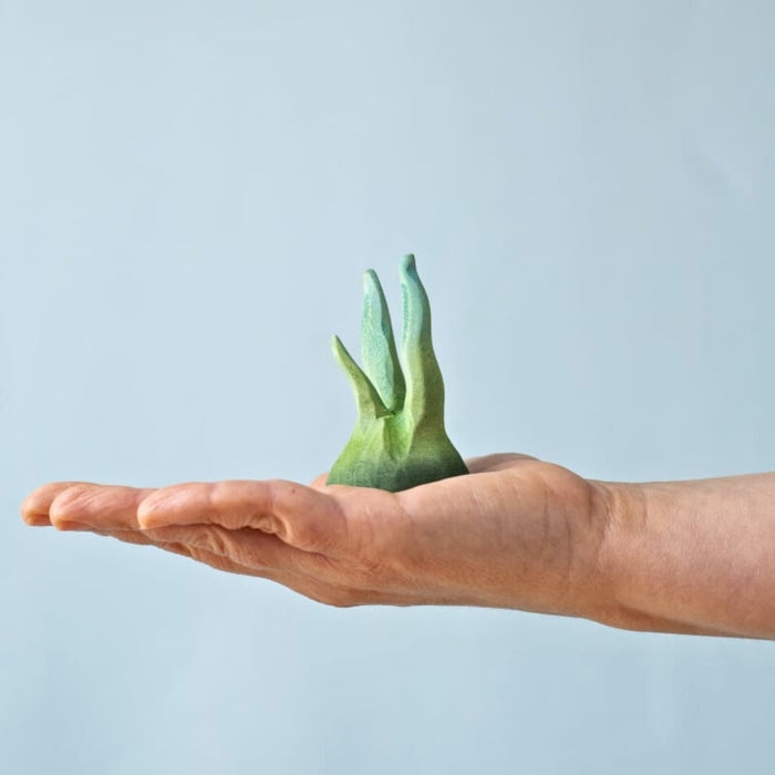 BumbuToys Seascape Wooden Figure - Seaweed - Small for Small World Play from Australia