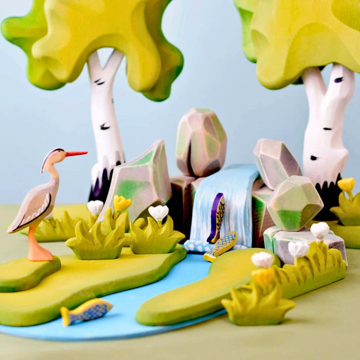 BumbuToys Handcrafted Wooden Bird Grey Heron from Australia in a small-world play setting
