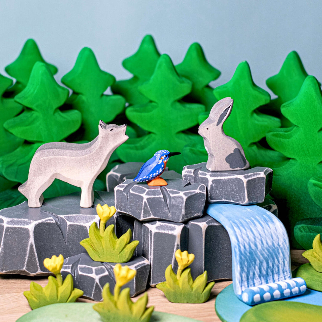 BumbuToys Handcrafted Wooden Bird Kingfisher from Australia in a small-world play setting