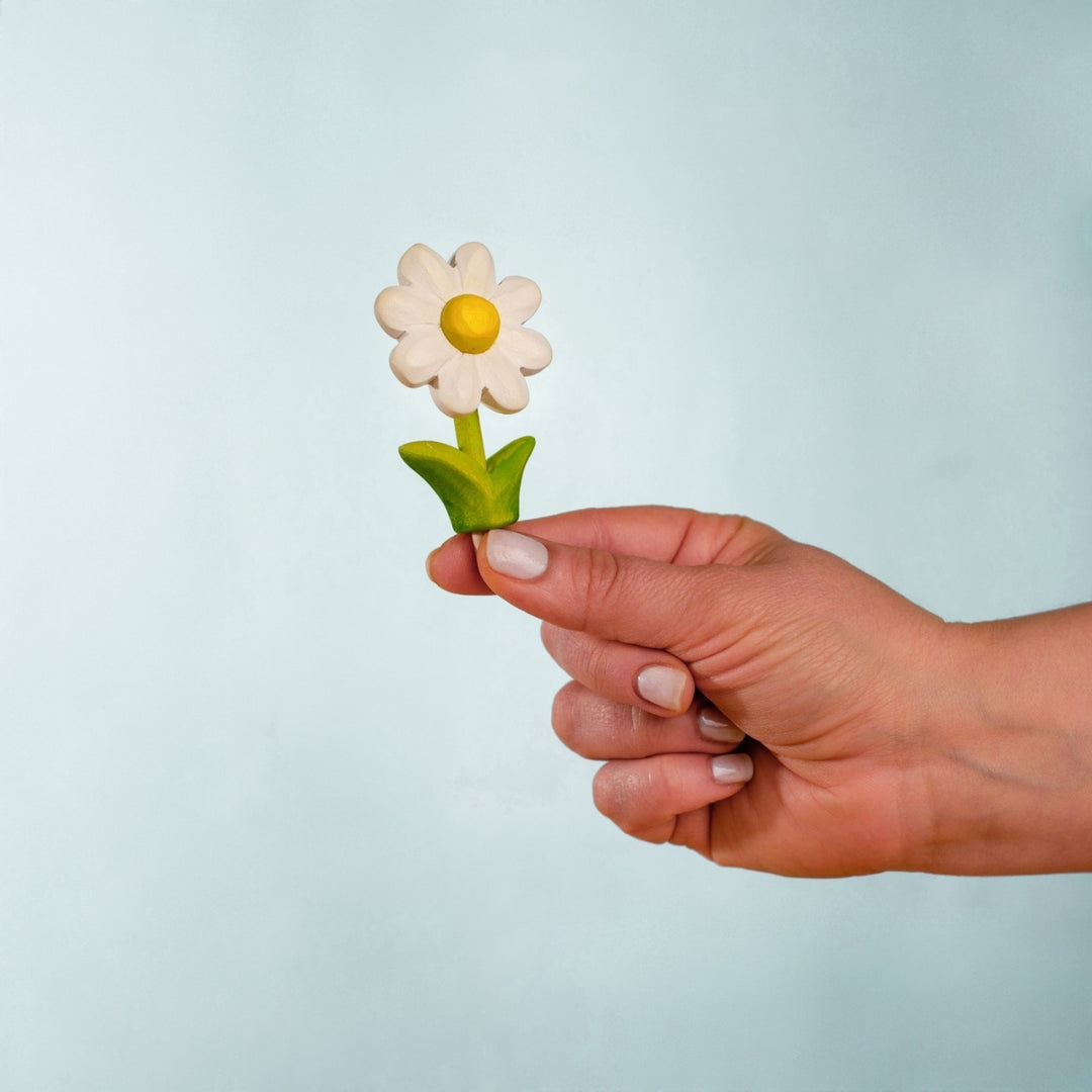 BumbuToys Wooden Celebration Ring Decoration - Festive Daisy for Small World Play - Online, Australia