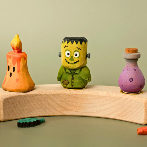 BumbuToys Wooden Celebration Ring Decoration - Frankenstein - Online, Australia