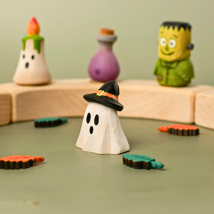 BumbuToys Wooden Celebration Ring Decoration - Ghost Wizard - Online, Australia