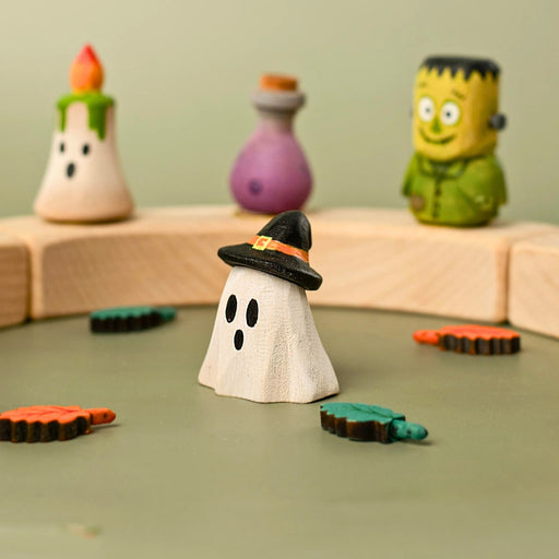 BumbuToys Wooden Celebration Ring Decoration - Ghost Wizard - Online, Australia