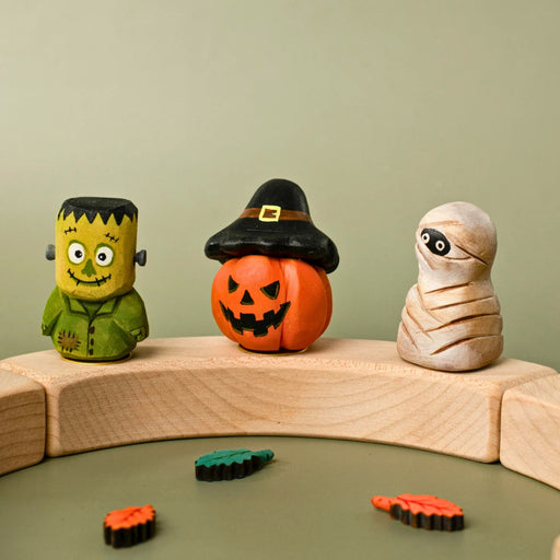BumbuToys Wooden Celebration Ring Decoration - Magic Pumpkin - Online, Australia