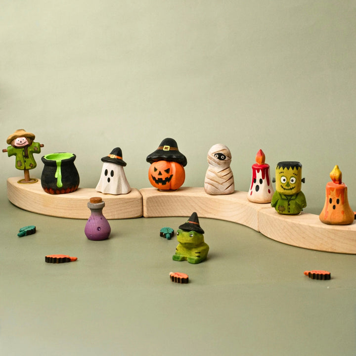 Bumbu Toys Halloween Wooden Celebration Ring Decorative Figures - Online, Australia