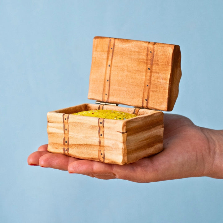 BumbuToys Wooden Figure - Treasure Chest for Small World Play from Australia