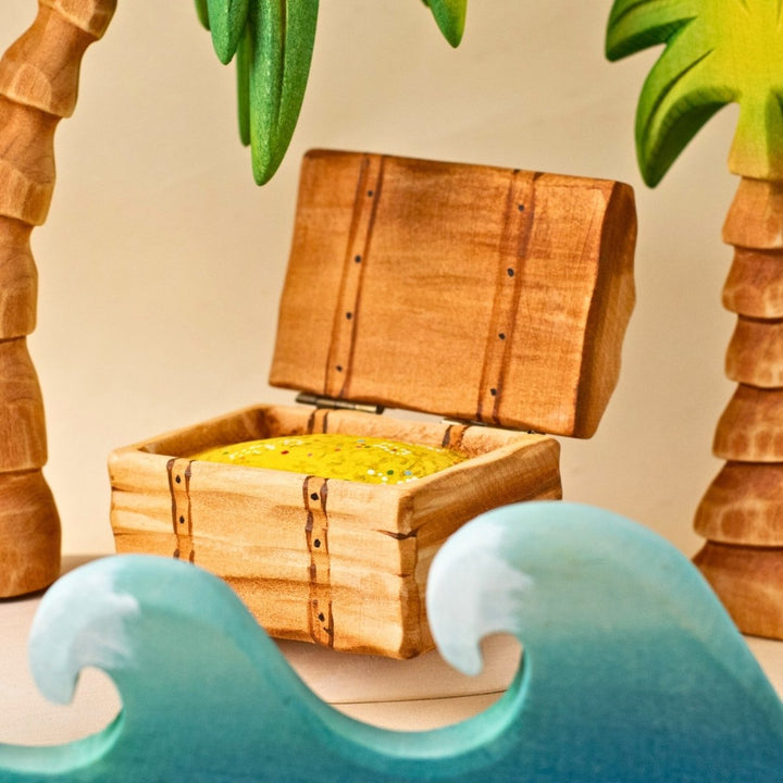 BumbuToys Wooden Figure - Treasure Chest for Small World Play from Australia