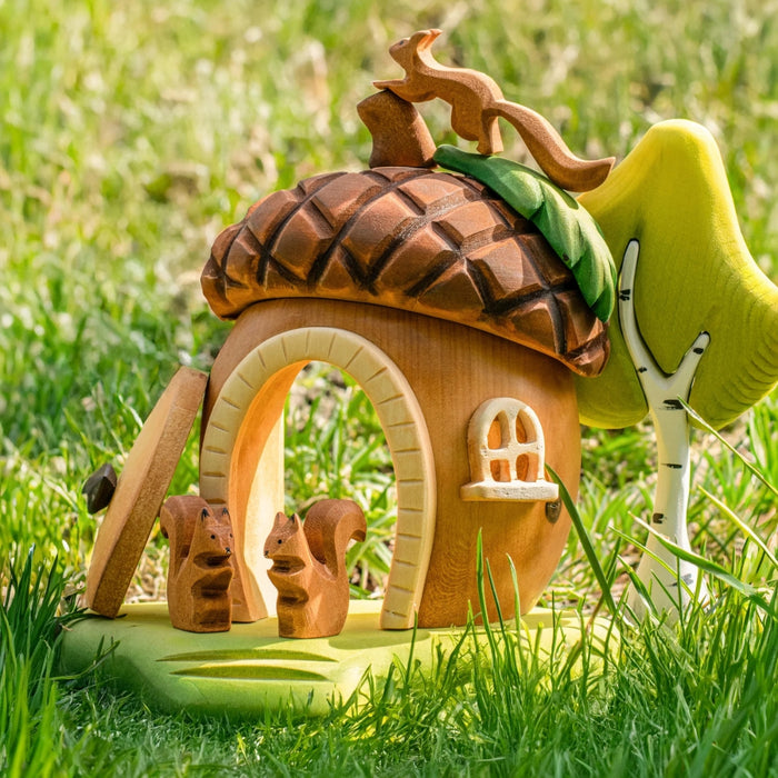 BT-32238 BumbuToys Wooden House - Acorn
