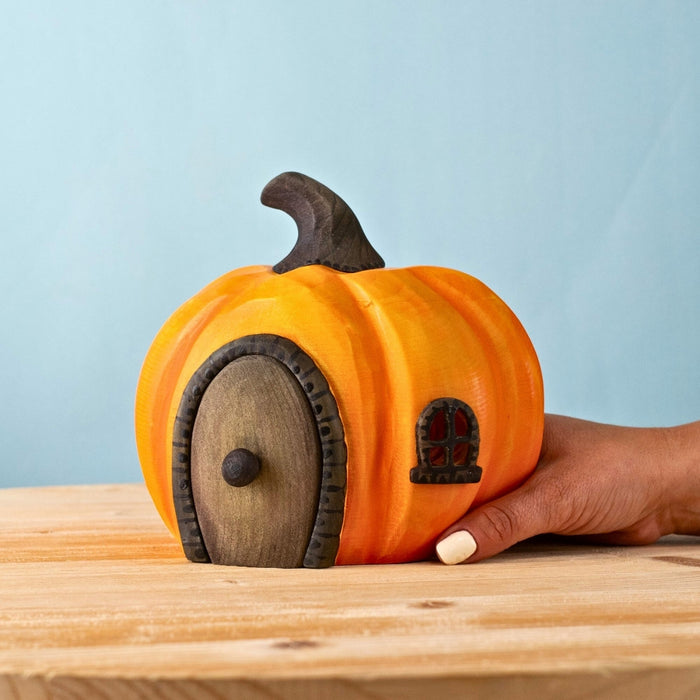 BumbuToys Wooden House - Pumpkin - Halloween for Small World Play from Australia