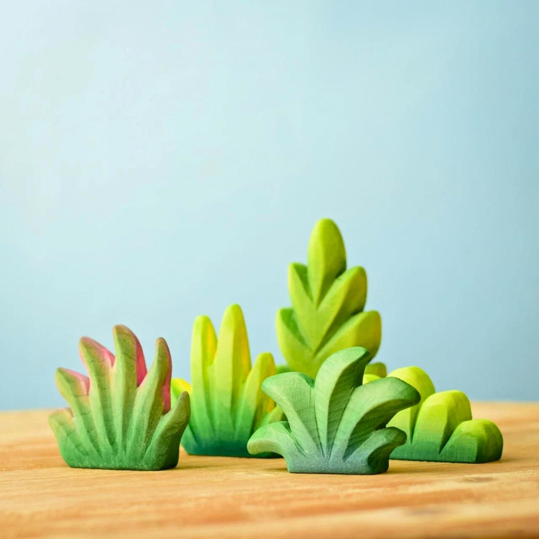 BumbuToys Handcrafted Wooden Plant Figure Bushes Set of 5 for Small World Play from Australia