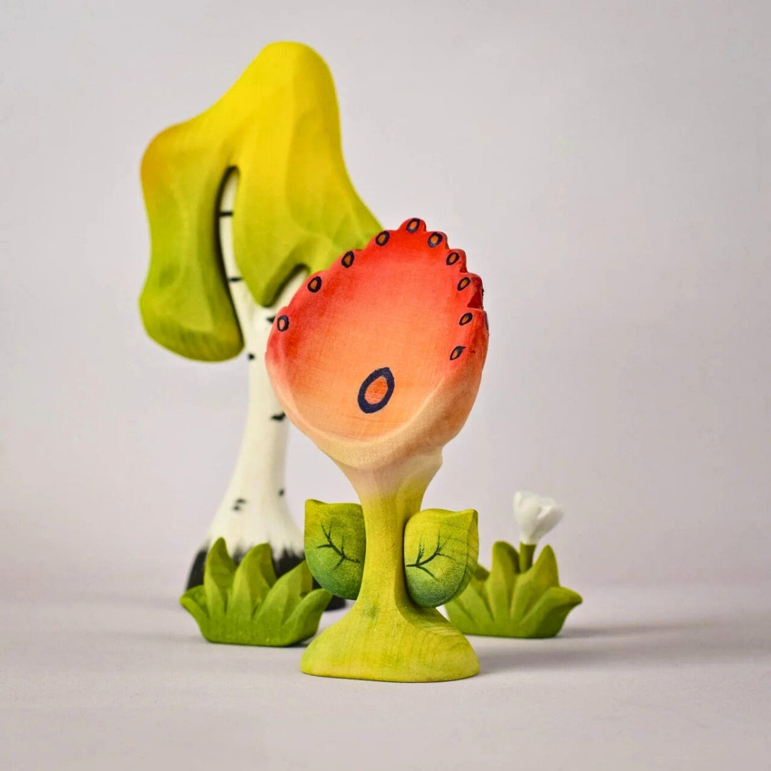 BumbuToys Wooden Plant Figure - Flower - Spring, Perla for Small World Play from Australia