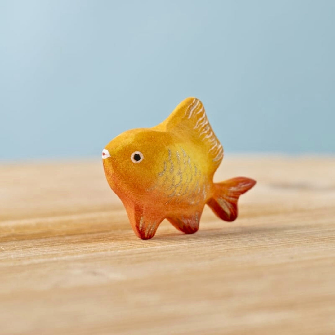 BumbuToys Wooden Sea Animal - Goldfish for Small World Play from Australia
