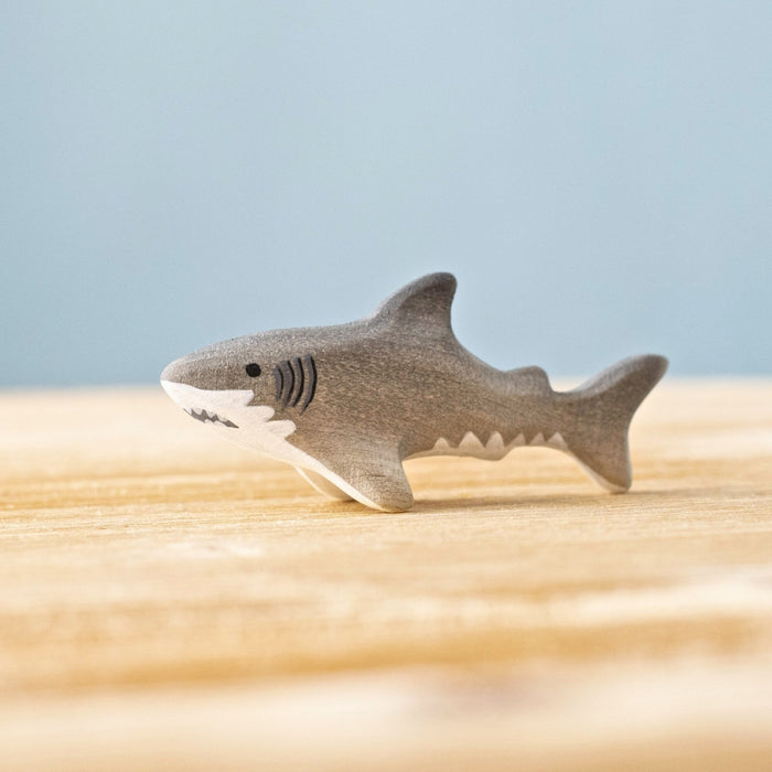 BumbuToys Wooden Sea Animal - Shark Baby for Small World Play from Australia