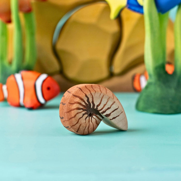 BumbuToys Wooden Sea Animal - Spiral Shell for Small World Play from Australia