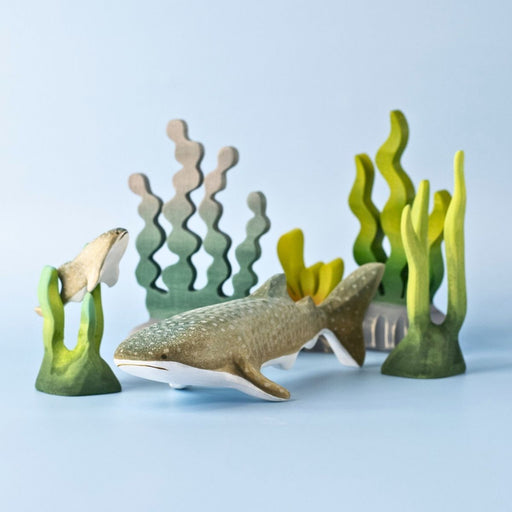 BumbuToys Wooden Sea Animal - Whale Shark for Small World Play from Australia