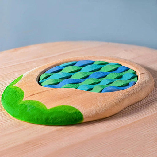 BumbuToys Handcrafted Lake Wooden Figure and Puzzle from Australia