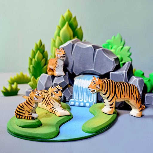 BumbuToys Handcrafted Wooden Waterscape River Plate from Australia
