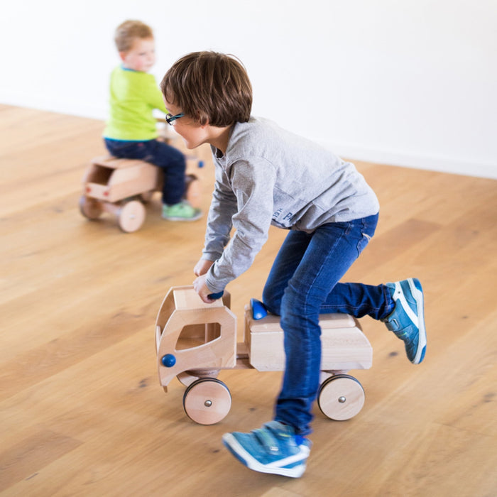 DY-180107 Dynamiko Wooden Ride On Toy Car Transporter Fred - Walnut