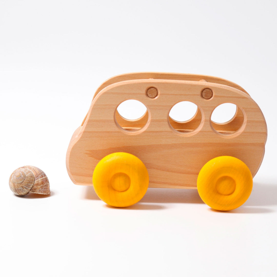 GR-09480 Grimm's Bus