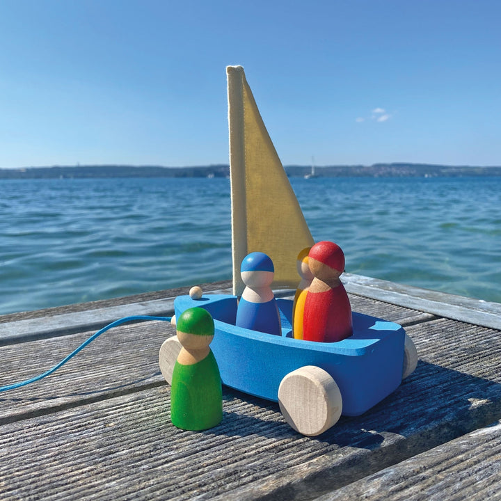 GR-09315 Grimm's Large Land Yacht with 4 Sailors