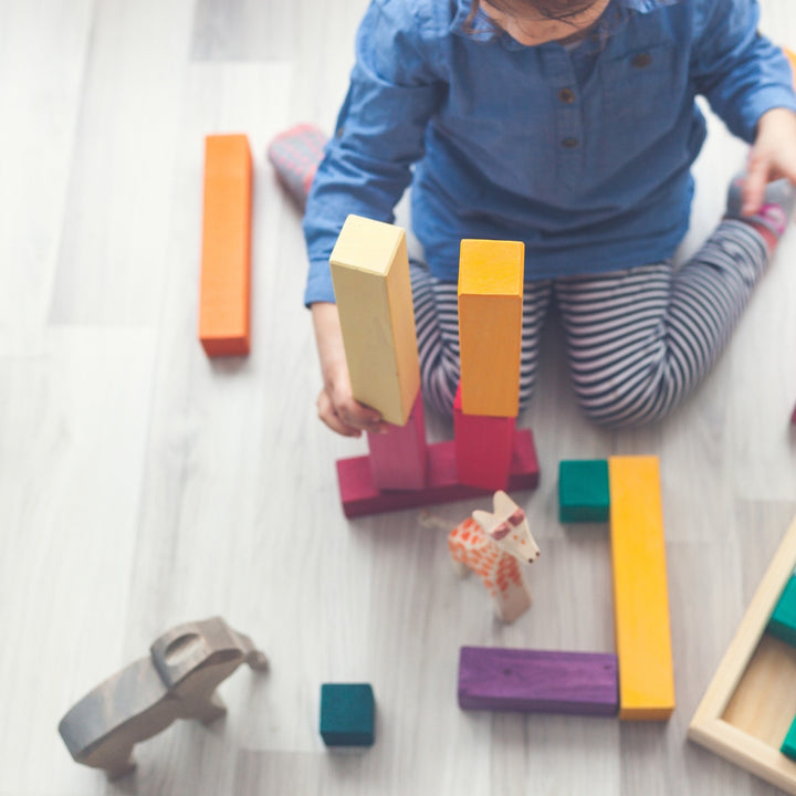 GR-42090 Grimm's Large Stepped Pyramid