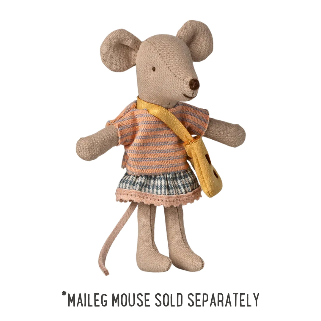 Maileg Clothes & Cheese Bag Set - Little Sister Mouse (2026), Australia