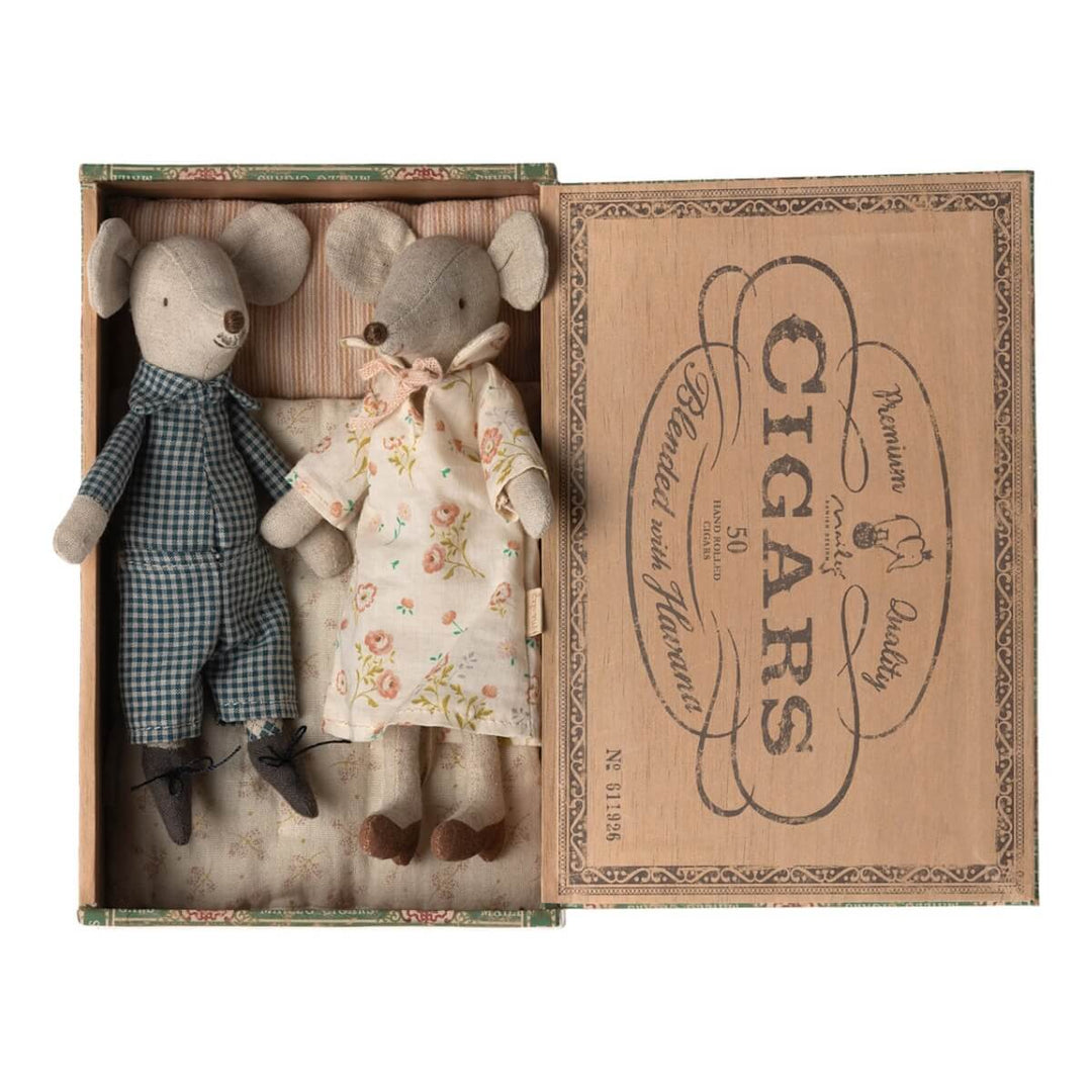 ML-5017330300 Maileg Grandpa and Grandma Mice in box (2023)