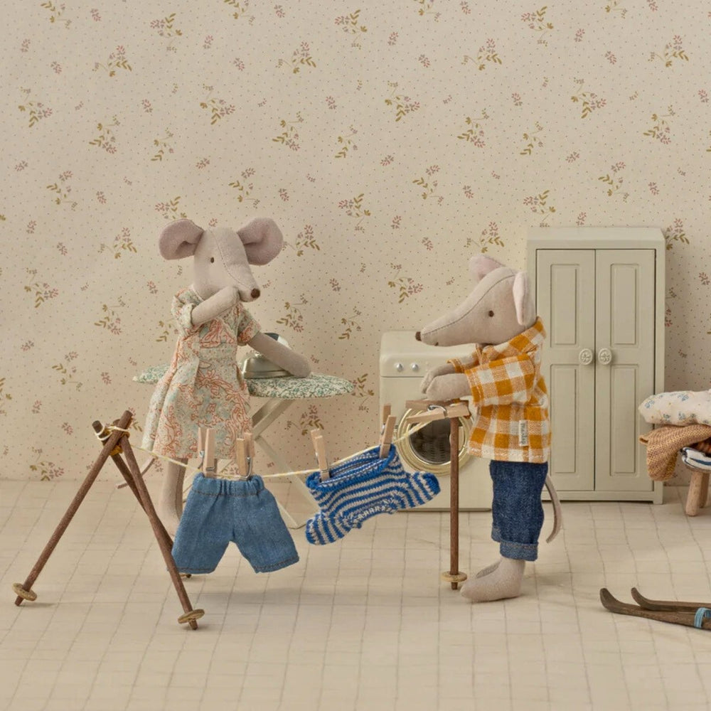 Maileg Knitted Sweater and Pants Big Brother Mouse from Australia