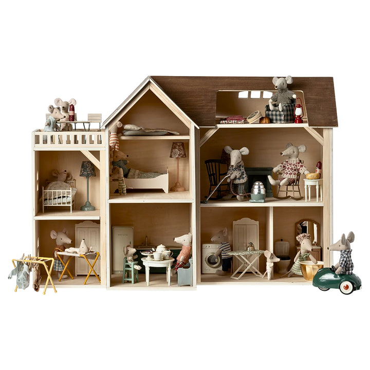 Maileg Mouse Farmhouse (2023) from Australia
