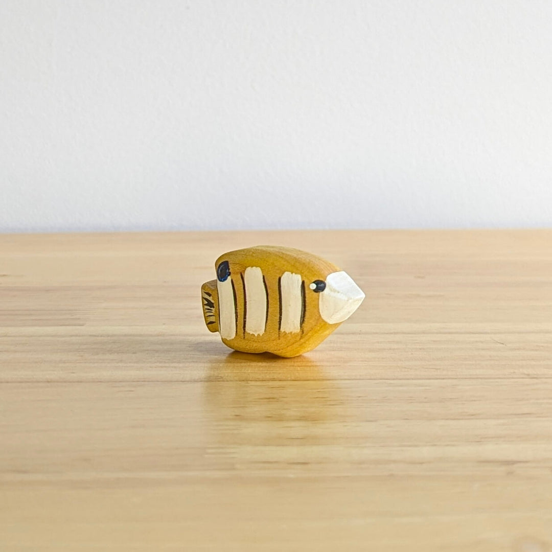 NH_OCP_80011 NOM Handcrafted - Butterfly Fish