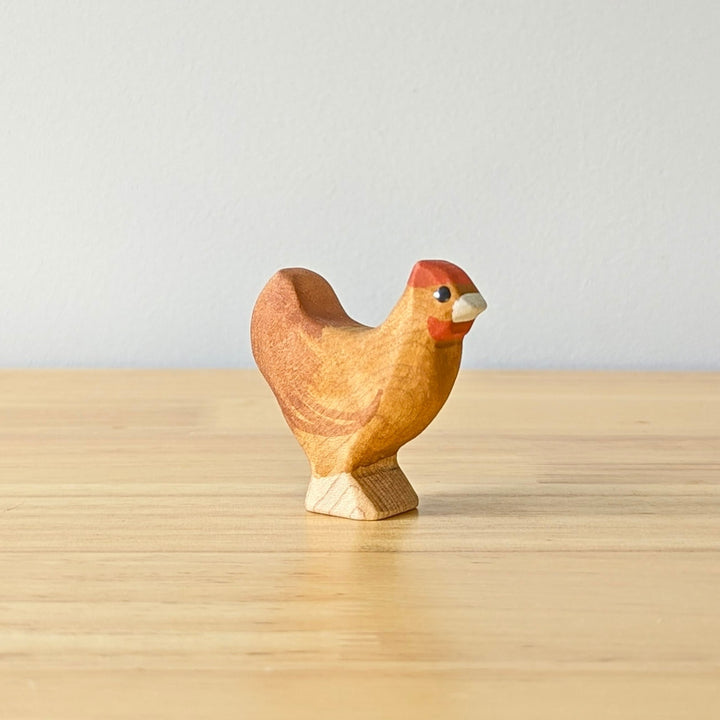 NH_FAP_50005 NOM Handcrafted - Chicken Standing