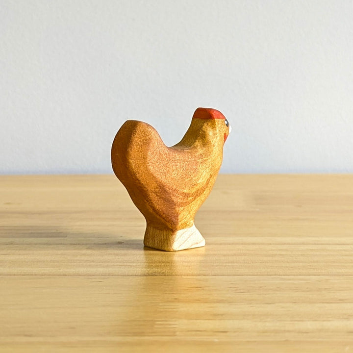 NH_FAP_50005 NOM Handcrafted - Chicken Standing