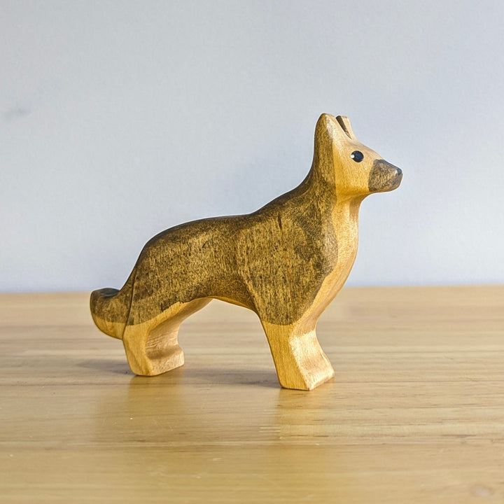 NH_DOP_40006 NOM Handcrafted - German Shepherd