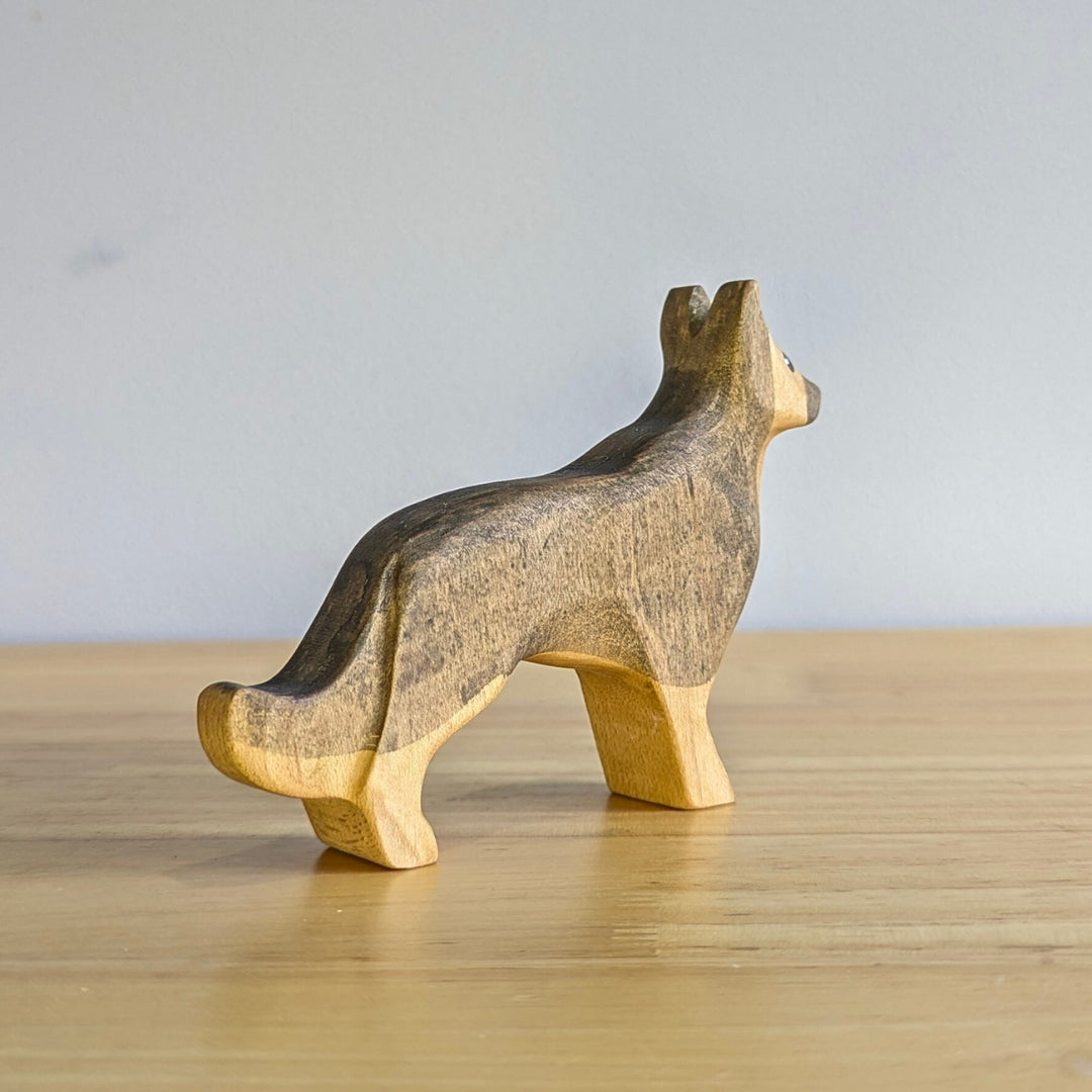 NH_DOP_40006 NOM Handcrafted - German Shepherd
