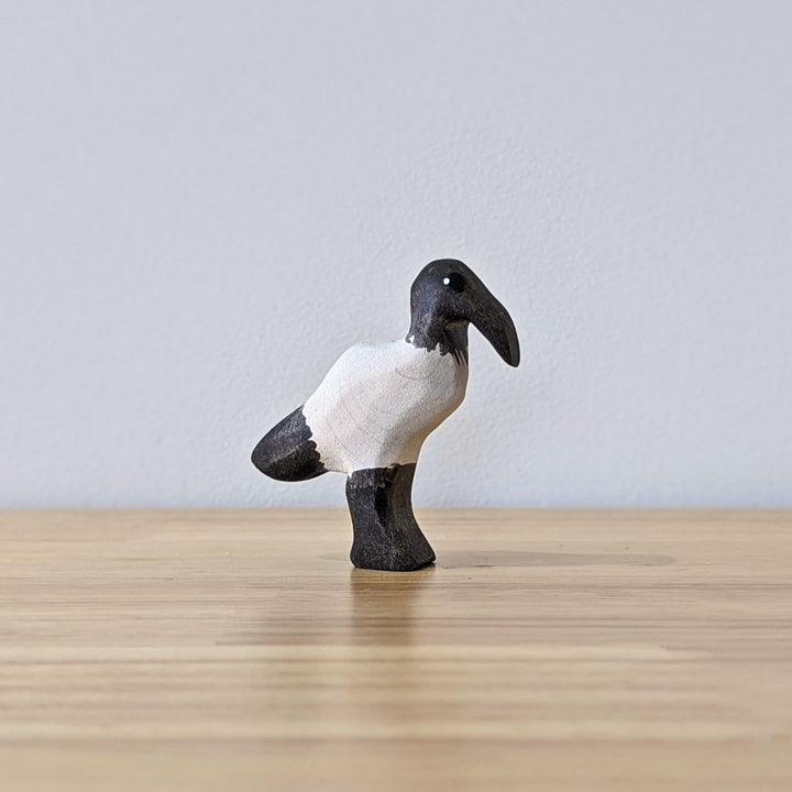 NH_BIP_10018 NOM Handcrafted - Ibis Standing
