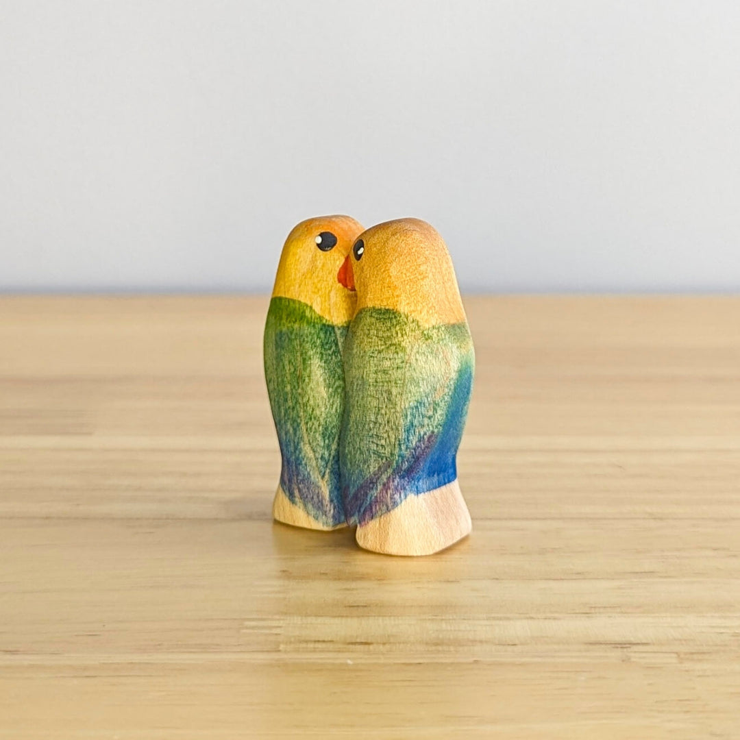 NH_BIP_10038 NOM Handcrafted - Lovebirds