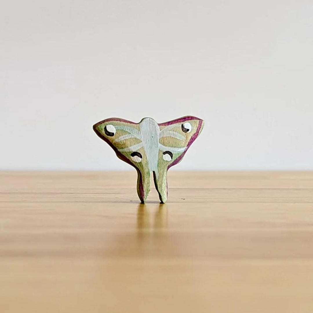 NH_INP_140001 NOM Handcrafted - Lunar Moth